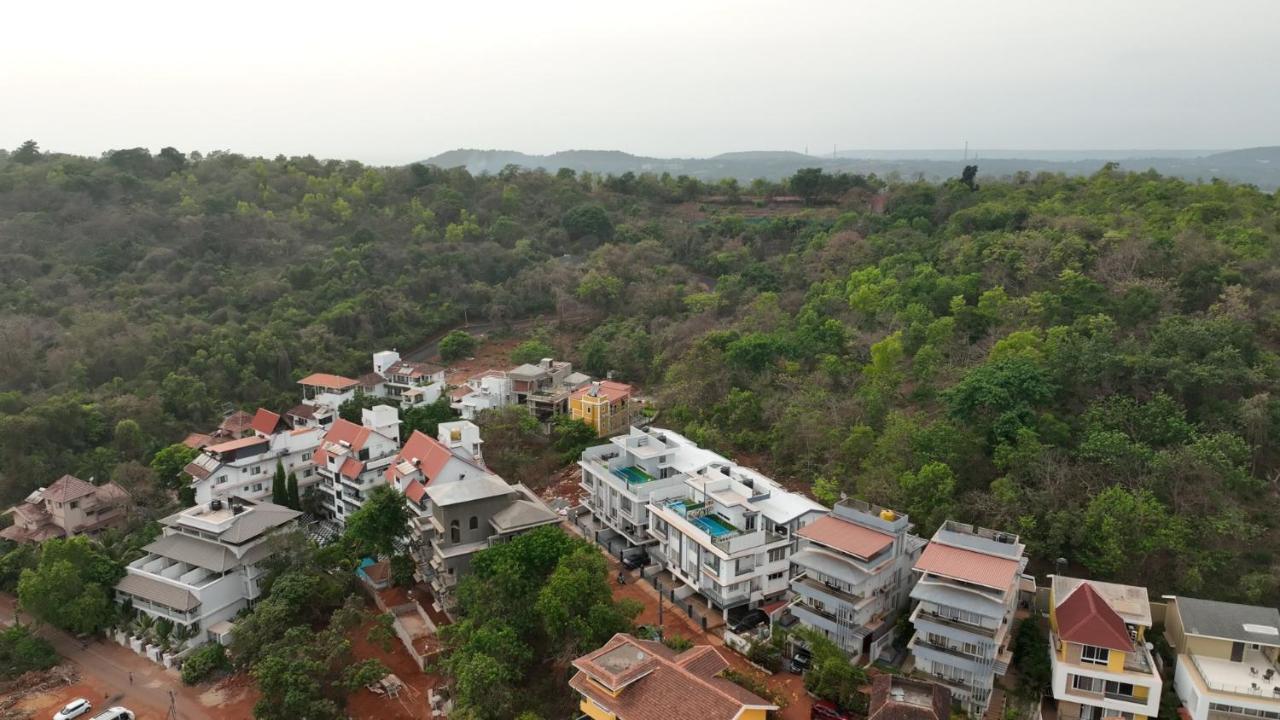 Euphoria Luxury Villa - 5Bhk - Private Pool - Jacuzzi, 바가 외부 사진
