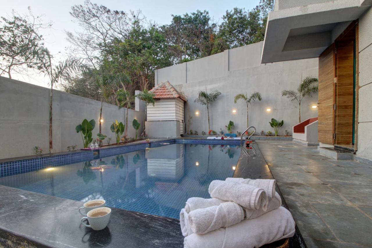 Euphoria Luxury Villa - 5Bhk - Private Pool - Jacuzzi, 바가 외부 사진