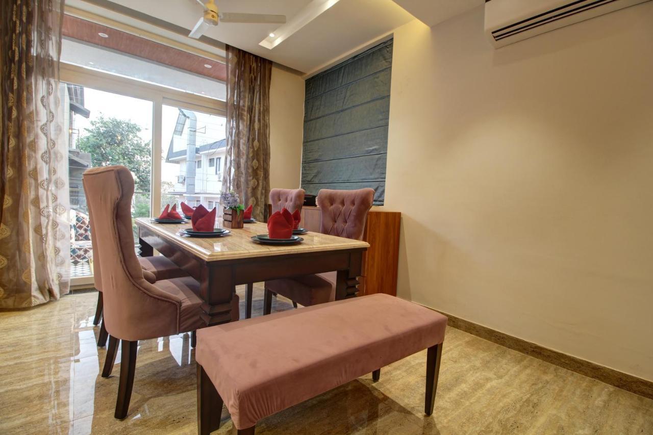 Euphoria Luxury Villa - 5Bhk - Private Pool - Jacuzzi, 바가 외부 사진