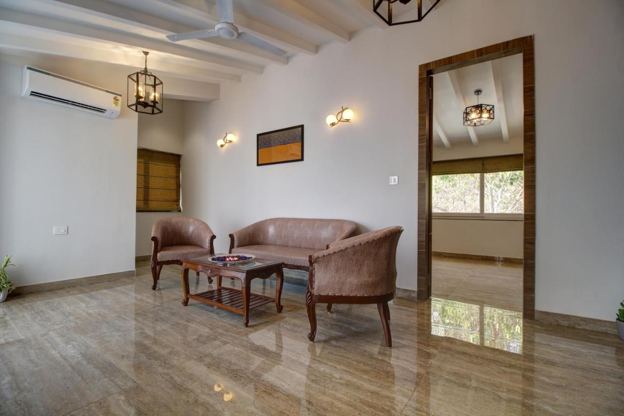 Euphoria Luxury Villa - 5Bhk - Private Pool - Jacuzzi, 바가 외부 사진