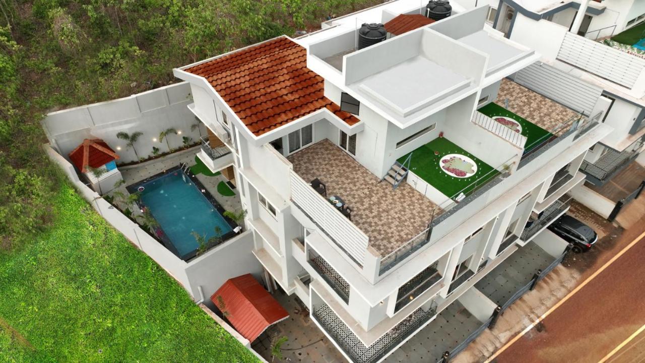 Euphoria Luxury Villa - 5Bhk - Private Pool - Jacuzzi, 바가 외부 사진