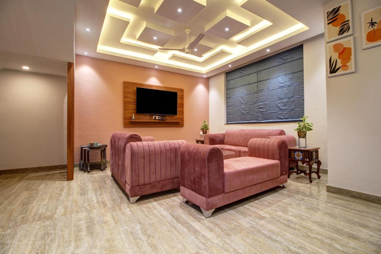 Euphoria Luxury Villa - 5Bhk - Private Pool - Jacuzzi, 바가 외부 사진