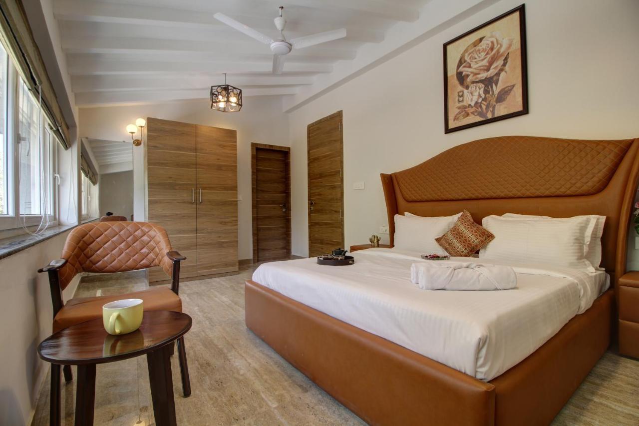 Euphoria Luxury Villa - 5Bhk - Private Pool - Jacuzzi, 바가 외부 사진