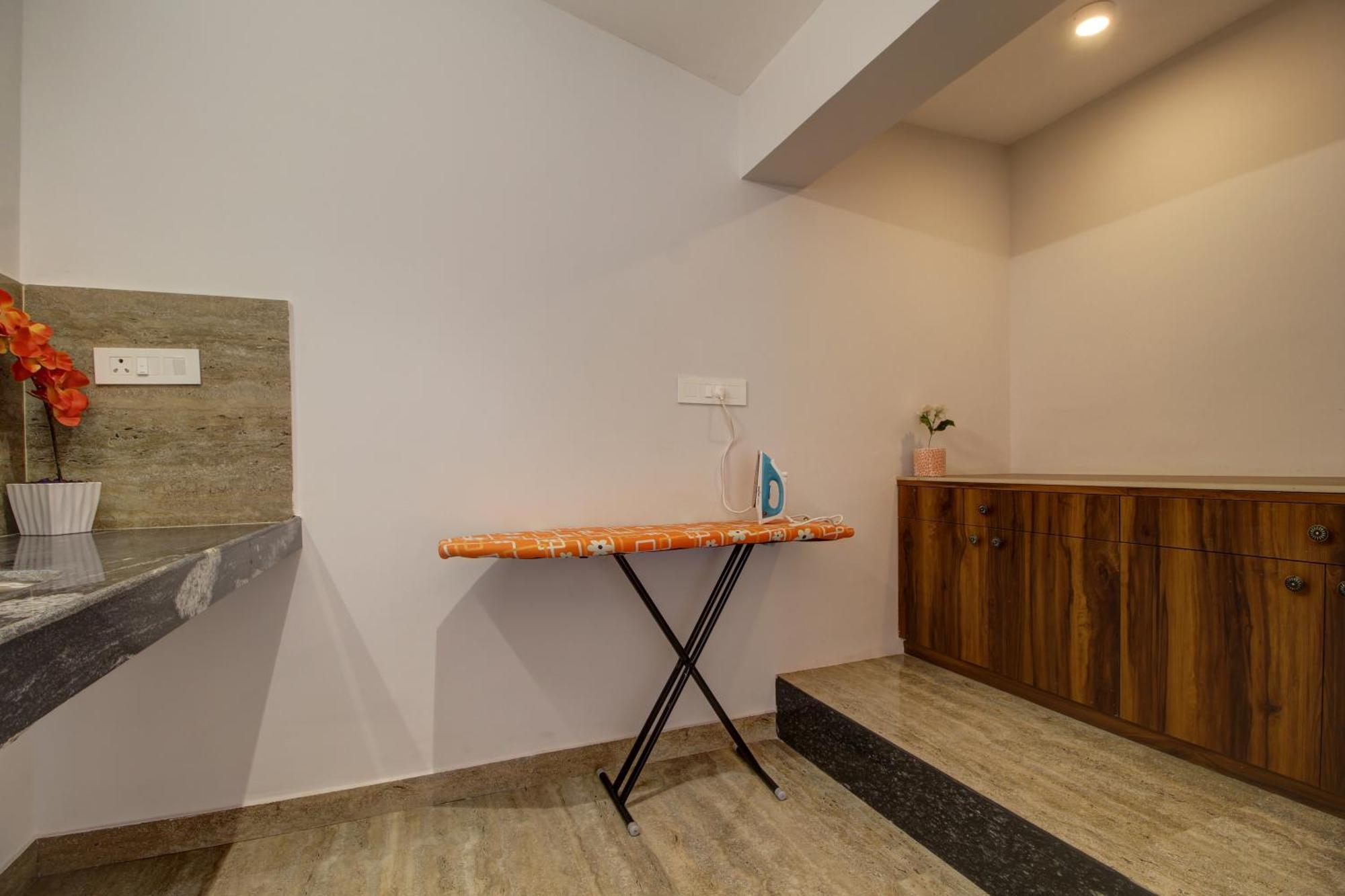 Euphoria Luxury Villa - 5Bhk - Private Pool - Jacuzzi, 바가 외부 사진