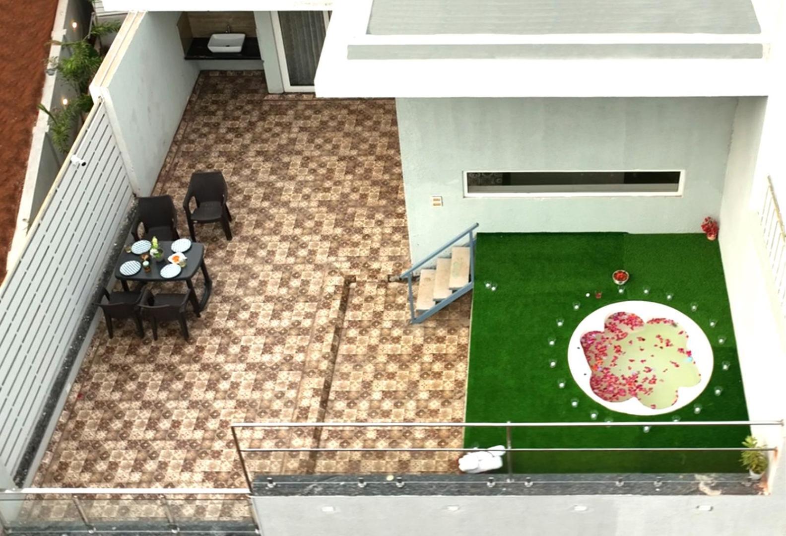 Euphoria Luxury Villa - 5Bhk - Private Pool - Jacuzzi, 바가 외부 사진